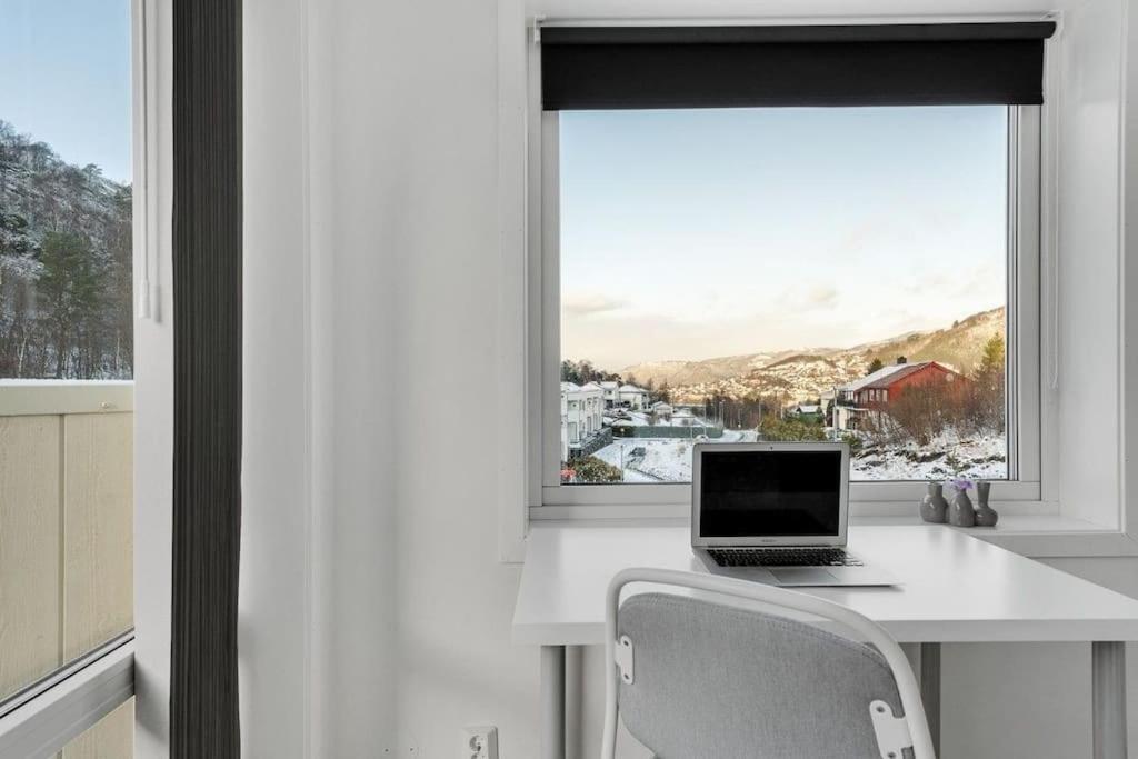 Stor Og Moderne Leilighet I Indre Arna Bergen Gratis Parkering!! Экстерьер фото
